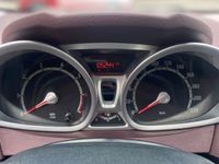 Gebraucht Ford Fiesta Ambiente 75 PS (55 kW) 2009 Rot Kleinwagen