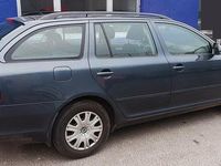 Gebraucht Skoda Octavia 105 PS (77 kW) 2010 Grau Kombi
