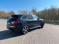 Gebraucht Porsche Cayenne Turbo 500 PS (367 kW) 2012 Schwarz SUV