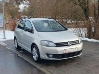 Gebraucht VW Golf VII Match 86 PS (63 kW) 2012 Gold Limousine