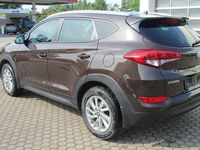 Gebraucht Hyundai Tucson 132 PS (97 kW) 2017 Braun SUV