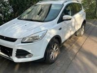 Gebraucht Ford Kuga 150 PS (110 kW) 2014 Weiß SUV