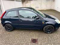 gebraucht Ford Fiesta 1.3