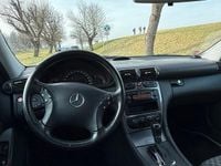 Gebraucht Mercedes C240 170 PS (125 kW) 2004 Grün Limousine