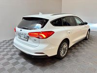 Gebraucht Ford Focus Titanium 150 PS (110 kW) 2020 Weiß Kombi