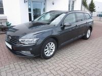 Gebraucht VW Passat 150 PS (110 kW) 2022 Grau Kombi