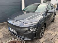 Gebraucht Hyundai Kona Trend 100 kW (136 PS) 2021 Dark knight / mic SUV