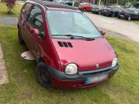 Gebraucht Renault Twingo 60 PS (44 kW) 2003 Rot Kleinwagen