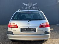 Gebraucht Toyota Avensis Sol 150 PS (110 kW) 2002 Silber Kombi