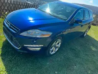 Gebraucht Ford Mondeo 140 PS (102 kW) 2014 Blau Kombi