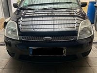 Gebraucht Ford Fiesta Ambiente 69 PS (50 kW) 2005 Blau Kleinwagen
