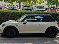 Gebraucht Mini Cooper 136 PS (100 kW) 2019 Weiß Kleinwagen