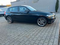Gebraucht BMW 120 190 PS (139 kW) 2018 Schwarz Kleinwagen