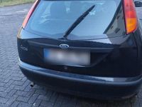 Gebraucht Ford Focus 75 PS (55 kW) 2003 Schwarz Kleinwagen