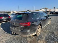 Gebraucht VW Passat Highline 150 PS (110 kW) 2014 Schwarz Kombi