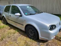 Gebraucht VW Golf 75 PS (55 kW) 1999 Silber Coupé