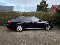 Gebraucht Mercedes E220 170 PS (125 kW) 2011 Blau Limousine