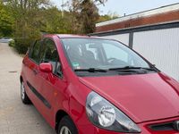 Second-hand Honda Jazz 83 CP (61 kW) 2003 Roșu Hatchback