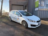 Gebraucht Kia Ceed DREAM-TEAM Edition 101 PS (74 kW) 2017 Weiß Kleinwagen