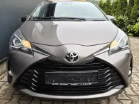 Gebraucht Toyota Yaris Team 111 PS (81 kW) 2018 Grau Limousine