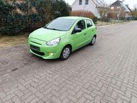 Gebraucht Mitsubishi Space Star 71 PS (52 kW) 2014 Grün Kleinwagen