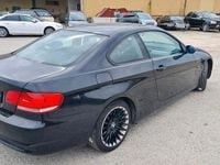 Second-hand BMW 320 170 CP (125 kW) 2009 Negru Coupe