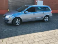 Gebraucht Opel Astra 115 PS (84 kW) 2009 Grau Kombi