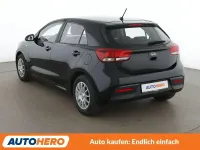 Gebraucht Kia Rio Attract 84 PS (61 kW) 2018 Schwarz Kleinwagen