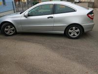 Gebraucht Mercedes C200 170 PS (125 kW) 2005 Silber Coupé