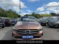 Gebraucht Mercedes B200 163 PS (119 kW) 2022 Gold Kleinwagen