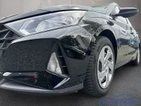 Gebraucht Hyundai i20 Select 84 PS (61 kW) 2022 Schwarz Kleinwagen