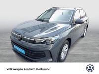 Gebraucht VW Tiguan 131 PS (96 kW) 2025 Grau SUV