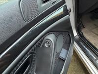 Gebraucht BMW 525 163 PS (119 kW) 2003 Silber Limousine