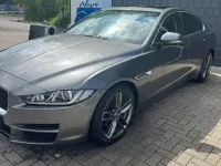 Gebraucht Jaguar XE Prestige 179 PS (131 kW) 2015 Grau Limousine