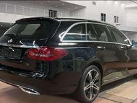 Gebraucht Mercedes C300e Avantgarde 306 PS (225 kW) 2021 Schwarz Kombi
