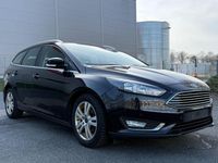 Gebraucht Ford Focus Titanium 125 PS (91 kW) 2015 Schwarz Kombi