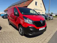 Gebraucht Renault Trafic Komfort 95 PS (69 kW) 2018 Rot Van / Kleinbus