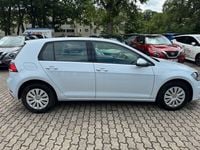 Second-hand VW Golf VII Trendline 86 CP (63 kW) 2018 Argintiu Berlinǎ