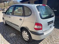 Second-hand Renault Scénic 108 CP (79 kW) 2000 Argintiu Monovolum