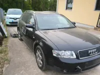 Używany Audi A4 163 KM (119 kW) 2002 Czarny Kombi