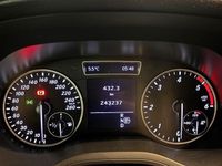 Gebraucht Mercedes B180 109 PS (80 kW) 2013 Grau Van / Kleinbus