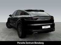 Gebraucht Porsche Cayenne 462 PS (339 kW) 2021 Tiefschwarz SUV