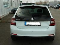 Gebraucht Skoda Rapid Style 110 PS (80 kW) 2017 Weiß Kleinwagen