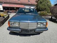 Gebraucht Mercedes E280 185 PS (136 kW) 1977 Blau