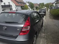 Gebraucht Hyundai i30 90 PS (66 kW) 2010 Grau Kleinwagen