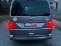 Second-hand VW Multivan 204 CP (150 kW) 2017 Bej Monovolum