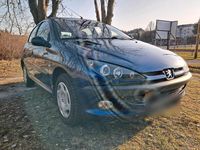 Gebraucht Peugeot 206 Premium 75 PS (55 kW) 2003 Blau Kleinwagen
