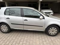 Usata VW Golf IV 75 CV (55 kW) 2004 Grigio Utilitaria