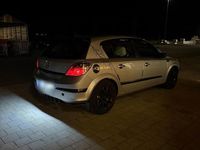 Gebraucht Opel Astra 105 PS (77 kW) 2005 Silber Limousine