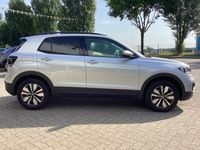 Gebraucht VW T-Cross Move 110 PS (80 kW) 2023 Silber SUV